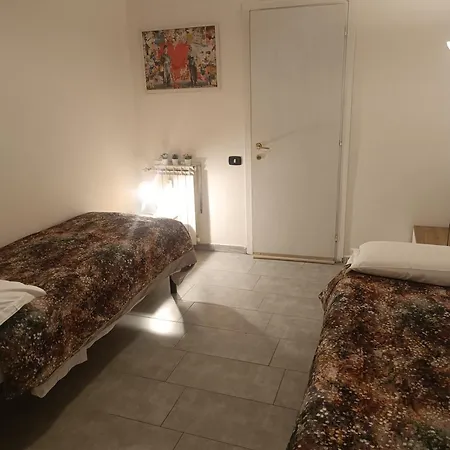 Banksy's House In Intero Roma